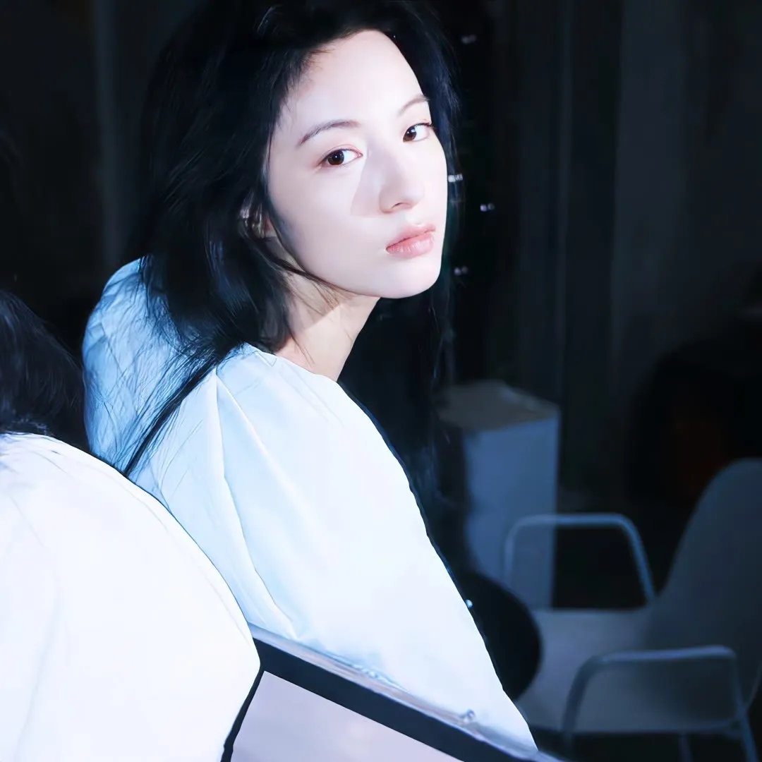 海上情谜